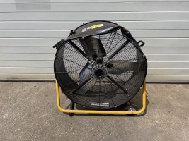 master DF36P ventilator met transoprtschade (2)